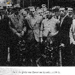 Uit De Oude Doos